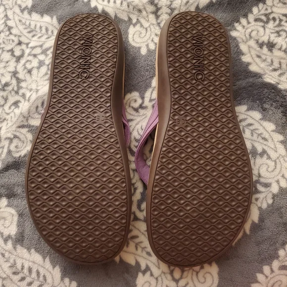 Vionic Sandals - Picture 2 of 4